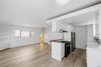 464 28th St in Manhattan Beach, CA - Building Photo - Building Photo