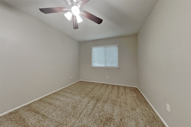 property at 4810 Ingleside Ct