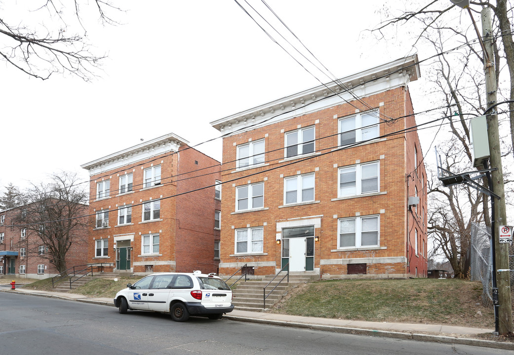 Clearview Apartments in Hartford, CT - Building Photo