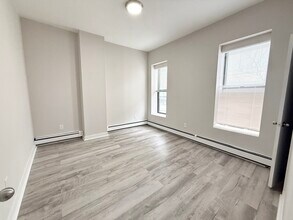 9 Ruggles St in Boston, MA - Building Photo - Building Photo