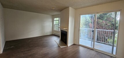 6703 204th St SW in Lynnwood, WA - Building Photo - Building Photo