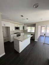 2923 Flanagan Dr in Simi Valley, CA - Building Photo - Building Photo