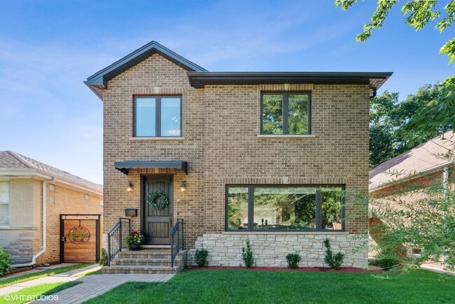 property at 6324 N Keeler Ave
