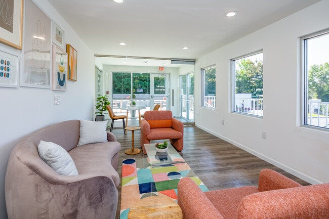 Sohana Apartments in Nashville, TN - Building Photo - Interior Photo