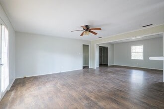 2205 Briarcliff Dr in Valdosta, GA - Foto de edificio - Building Photo