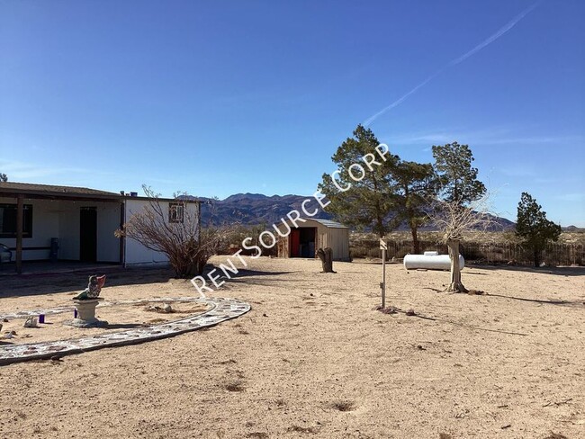 47887 Palo Verde Ln in Newberry Springs, CA - Building Photo - Building Photo