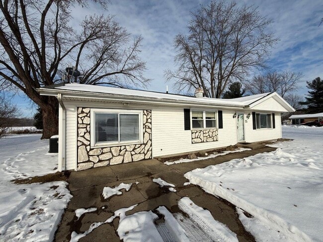 property at 632 E 1250 N