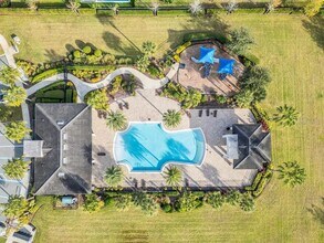 12880 Westside Vlg Lp in Windermere, FL - Building Photo - Building Photo