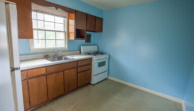 959 Donaghe St in Staunton, VA - Building Photo - Building Photo