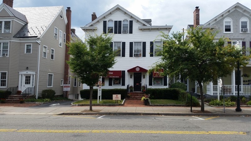 18 Elm St-Unit -2 R in Morristown, NJ - Building Photo