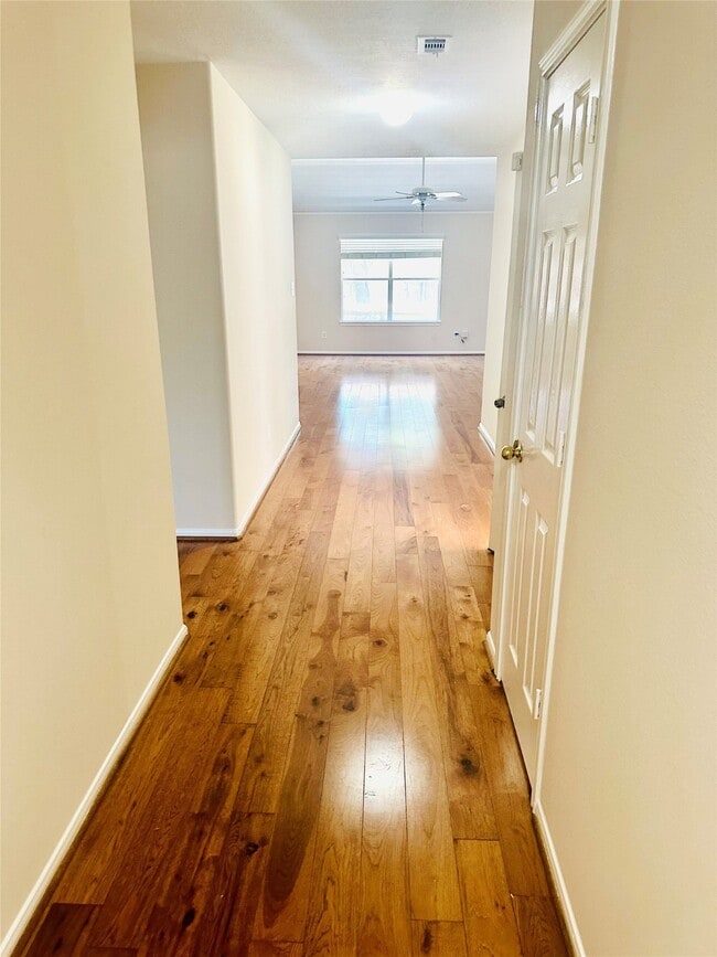 25330 Barmby Dr in Tomball, TX - Building Photo - Building Photo