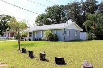 15144 Jeanie Ln in Dade City, FL - Building Photo - Building Photo