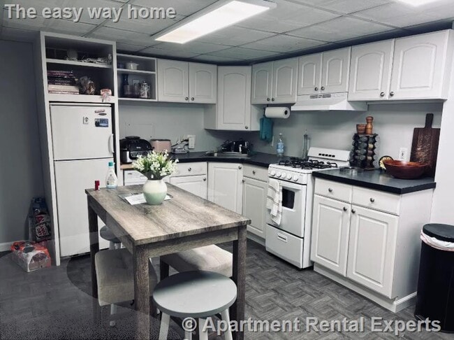 10 Wallace St, Unit 10