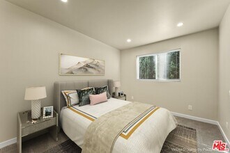 5741 Simpson Ave in Los Angeles, CA - Building Photo - Building Photo