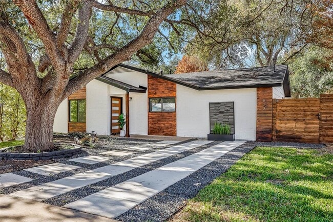 property at 813 Cardiff Dr