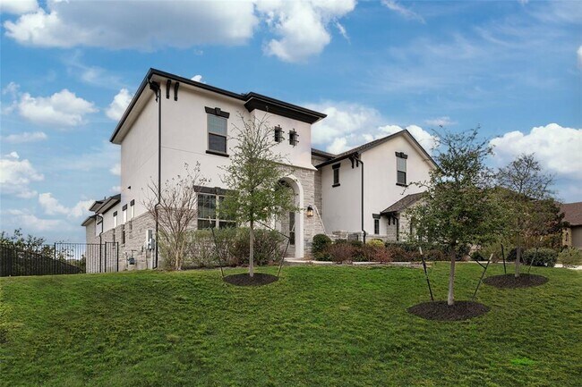 5801 Davenport Divide Rd in Austin, TX - Building Photo - Building Photo