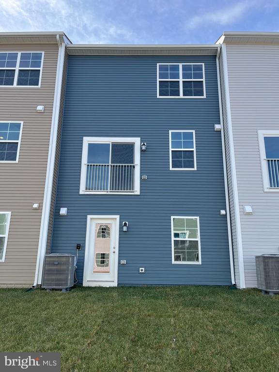 property at 121 Canning Rd