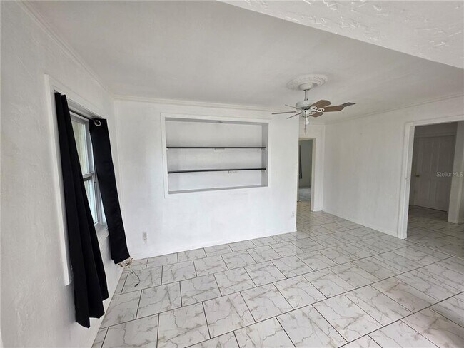 207 Hibiscus St in Tarpon Springs, FL - Building Photo - Building Photo