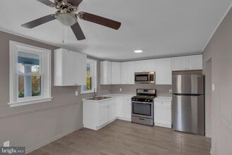 713 Public Rd in Palmyra, NJ - Building Photo - Building Photo