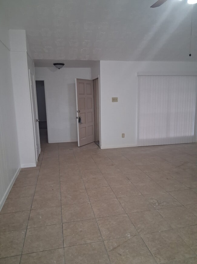 6823 Castleview Ln in Missouri City, TX - Building Photo - Building Photo