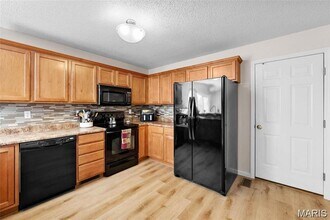 56 Helena Ct in Wentzville, MO - Building Photo - Building Photo