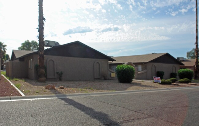 18211 N 40th Pl in Phoenix, AZ - Building Photo - Building Photo