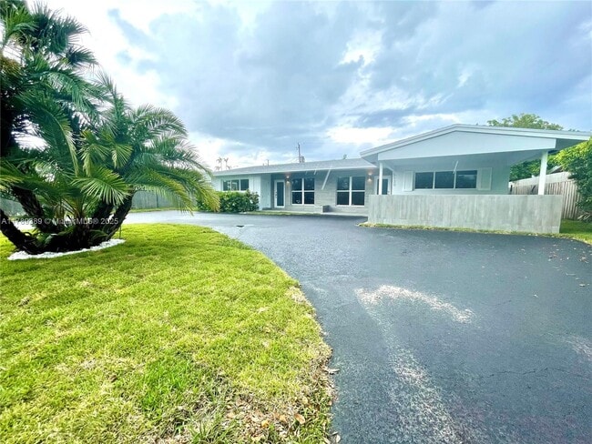 5130 NE 17th Terrace in Fort Lauderdale, FL - Building Photo - Building Photo