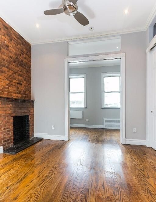 562 Hudson St, Unit 8 in New York, NY - Building Photo