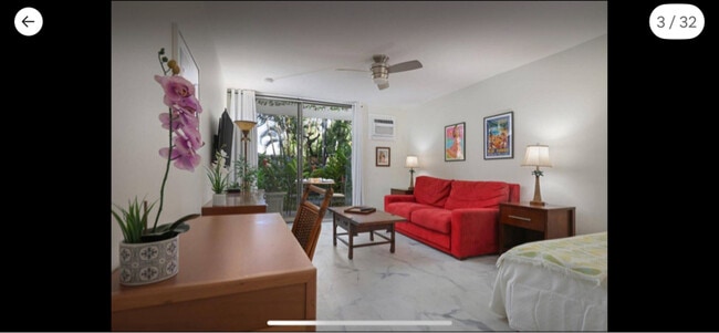 property at 75-5776-5776 Kuakini Hwy