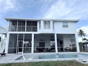 7934 Buccaneer Dr in Fort Myers Beach, FL - Building Photo - Building Photo