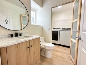 5875 N Biscay St in Denver, CO - Building Photo - Building Photo