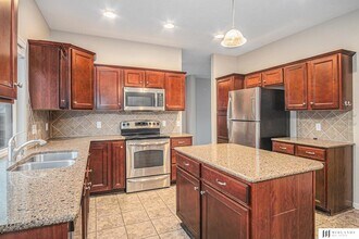 1504 Old Gaelic St in Bellevue, NE - Building Photo - Building Photo