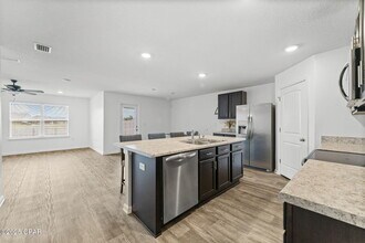 147 Merrion Rd in Southport, FL - Building Photo - Building Photo