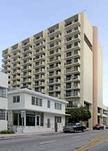 Council Towers North in Miami Beach, FL - Building Photo - Building Photo