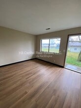 309 Southgate Dr in Freeburg, IL - Building Photo - Building Photo