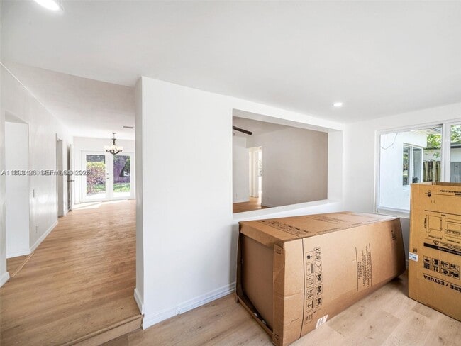 1240 NW 7th Ave in Fort Lauderdale, FL - Foto de edificio - Building Photo