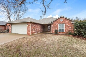 8524 SW 37th St in Oklahoma City, OK - Building Photo - Building Photo