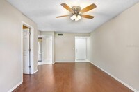 4833 Puritan Cir in Tampa, FL - Building Photo - Building Photo