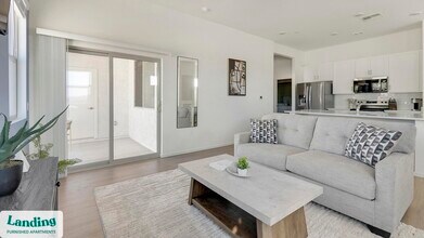 5750 N La Cholla Blvd in Tucson, AZ - Foto de edificio - Building Photo