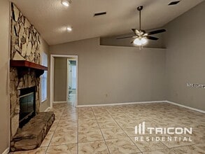 14638 Coronado Dr in Spring Hill, FL - Building Photo - Building Photo