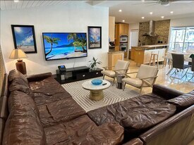 2524 Gulfstream Ln in Fort Lauderdale, FL - Building Photo