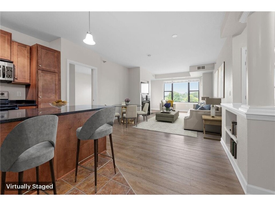 1155 Ford Rd, Unit 313 in Minneapolis, MN - Building Photo