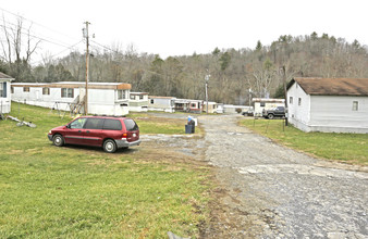 1680 Paperville Rd in Bristol, TN - Building Photo - Building Photo