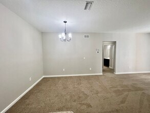 4990 Key Lime Dr in Jacksonville, FL - Foto de edificio - Building Photo