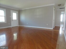 2271 Dairy Farm Rd in Gambrills, MD - Building Photo