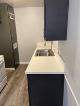 12267 Magnolia Blvd, Unit 3 in Valley Village, CA - Building Photo - Building Photo