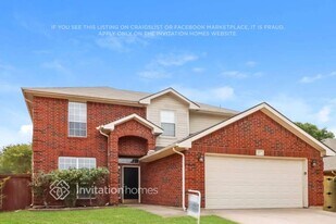 807 Yellow Tavern Ct in Grand Prairie, TX - Building Photo