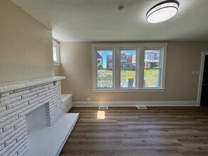 1680 Potomac Ave in Pittsburgh, PA - Building Photo - Building Photo