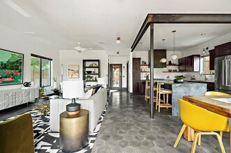 1813 Clifford Ave in Austin, TX - Building Photo - Building Photo