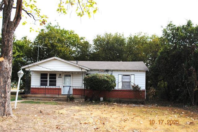 property at 1660 Marsalis Rd